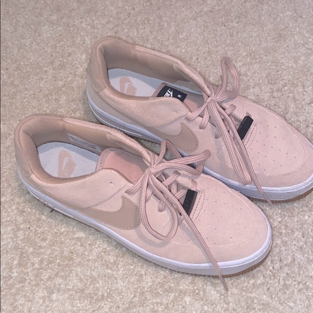 NIKE SAGE low - 7.5 light pink pastel